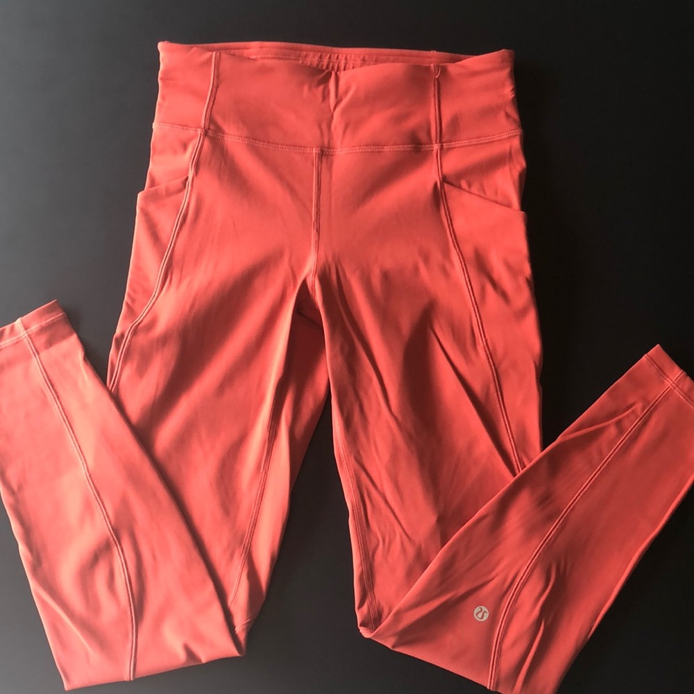 Lululemon Athletica pocket legging